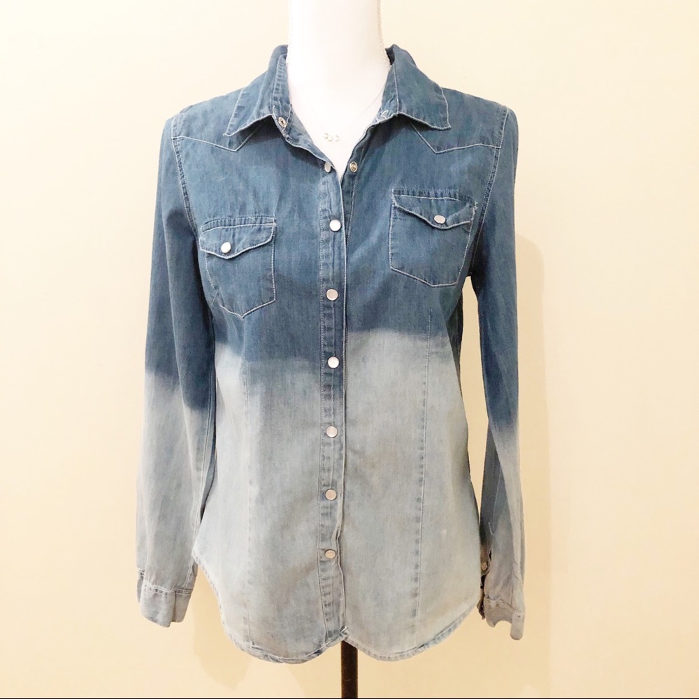 CHARLOTTE RUSSE Dip-Dye Ombré Denim